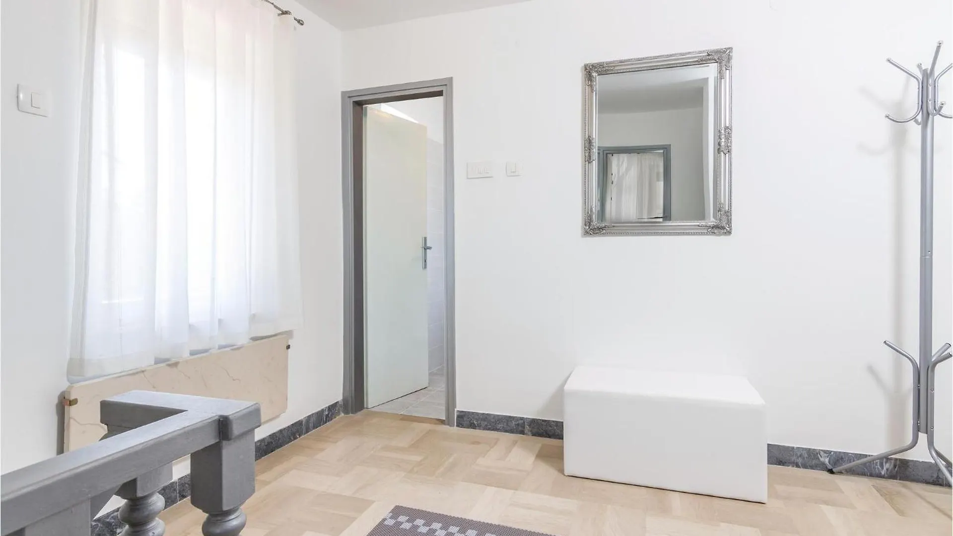 Awesome Home In Rovinj With Kitchen
