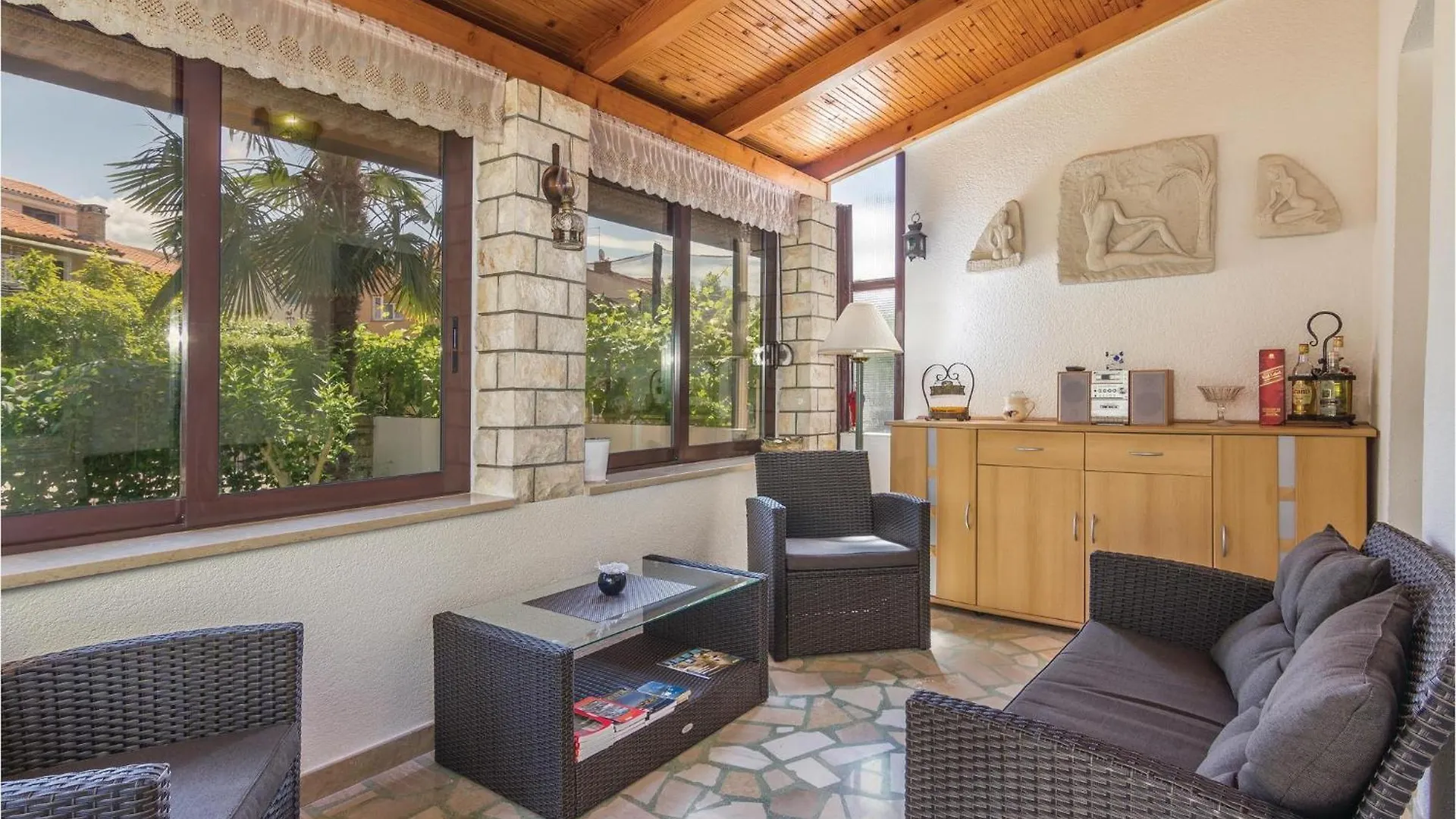 Awesome Home In Rovinj With Kitchen 度假居